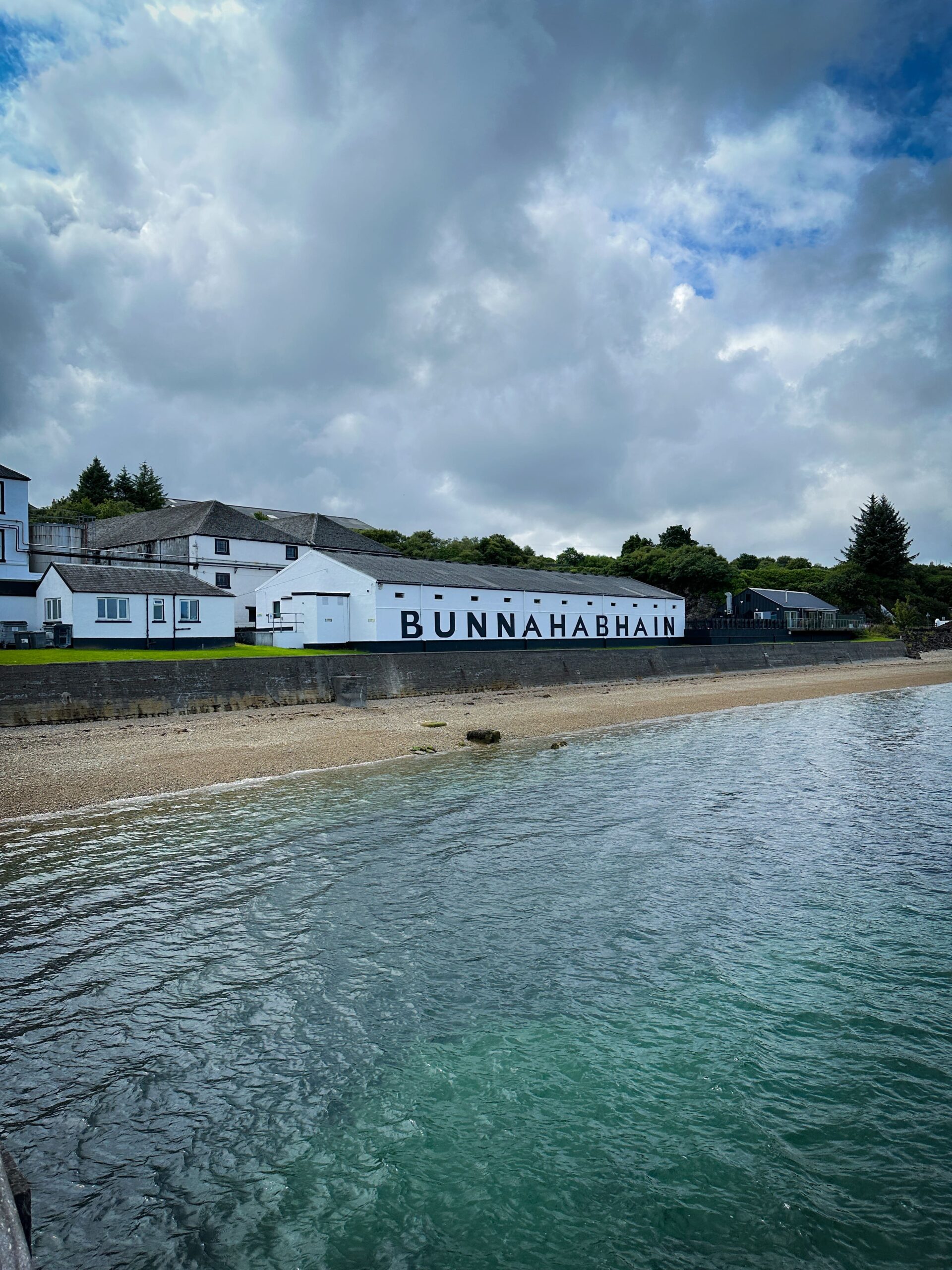 Bunnahabhain Distillery, Islay